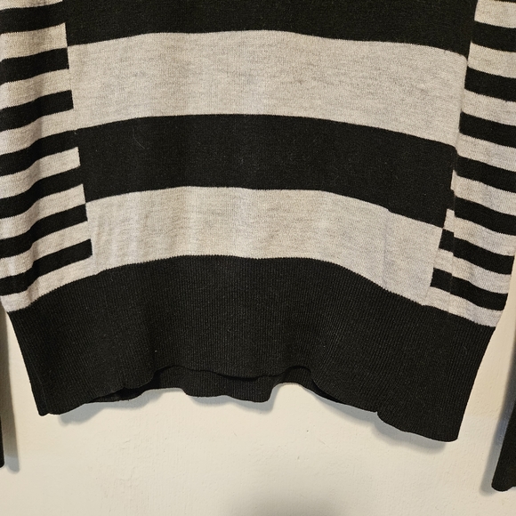Halogen Cashmere Blend Stripe Sweater - Picture 3 of 9